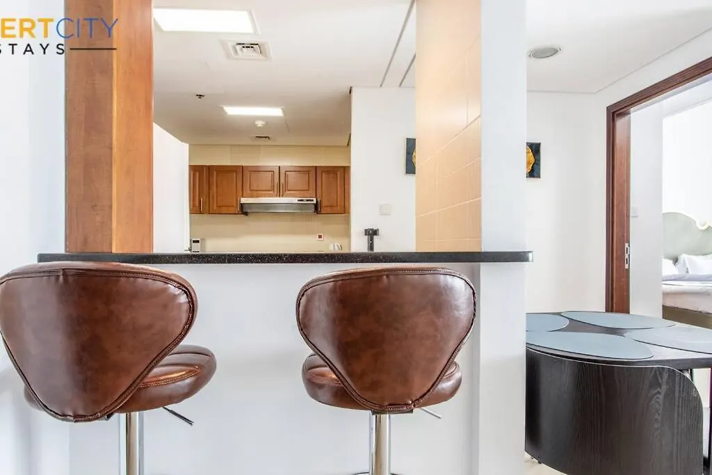 Fully Furnished 1 Bed In Jlt, Hosted By Desert City Stays Dubai United Arab Emirates