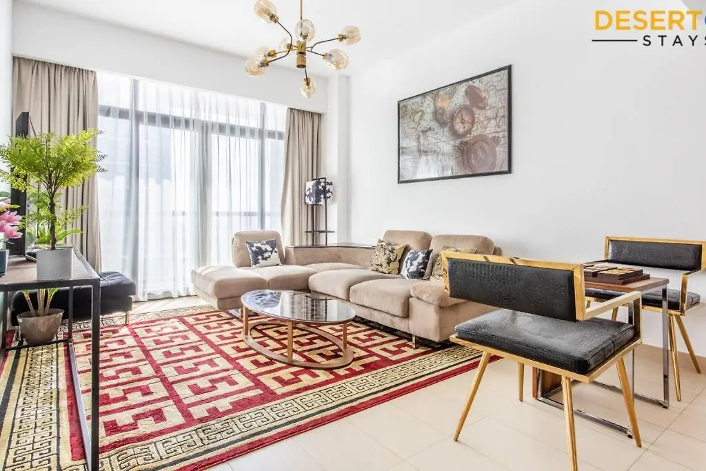 Fully Furnished 1 Bed In Jlt, Hosted By Desert City Stays Dubai Apartment
